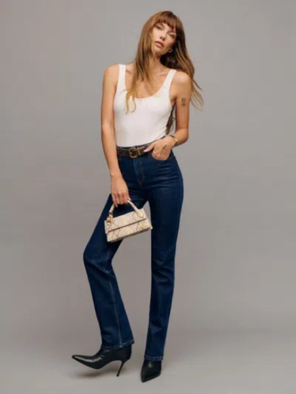 Reformation Jax Stretch High Rise Straight-Leg Jeans in Seneca Dark Wash